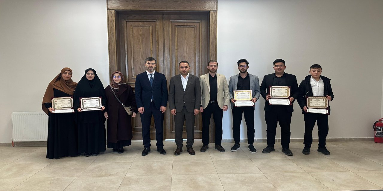 Silopi’de Hafızlık Belgeleri Sahiplerini Buldu