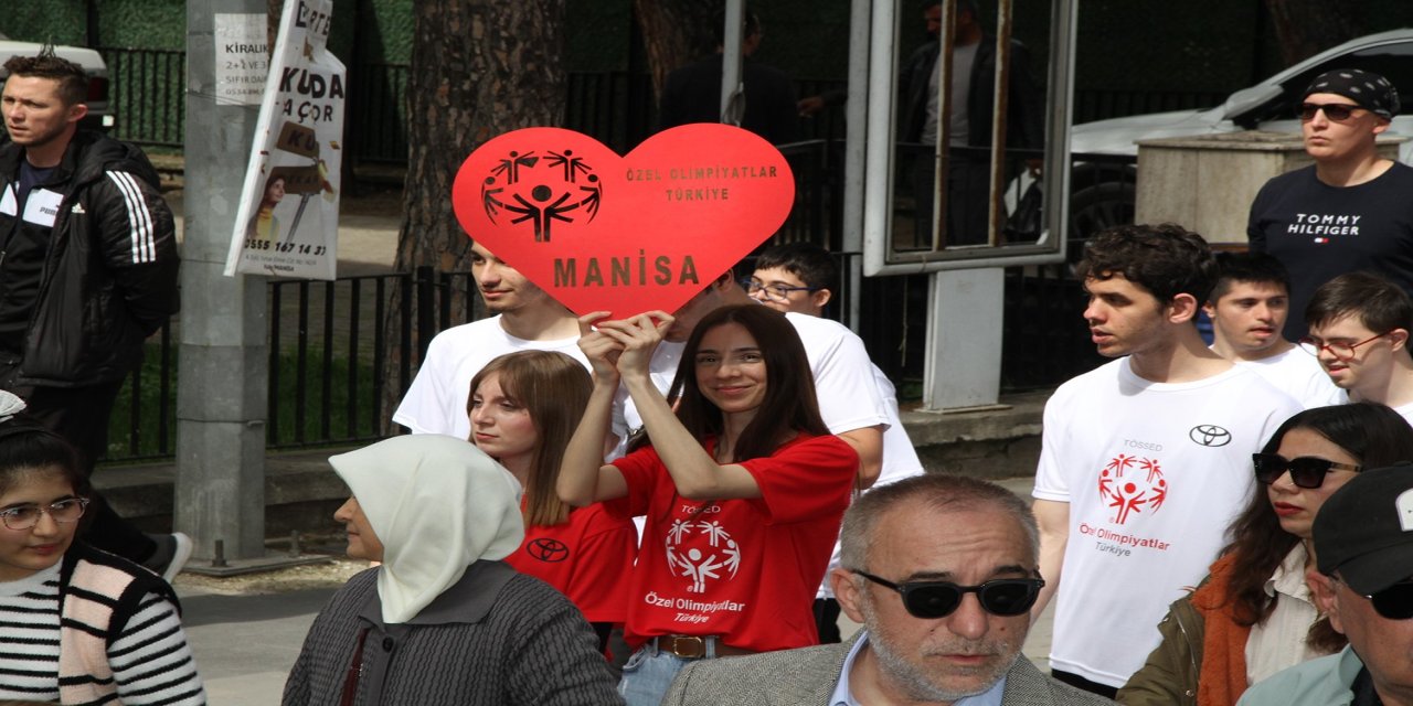 Ege Bölge Oyunları Kula'da coşkuyla başladı