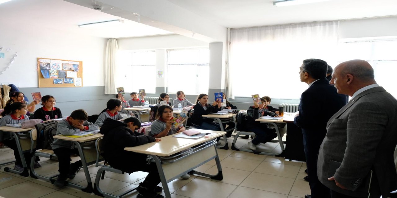Şırnak Protokolü Okulları Ziyaret Etti