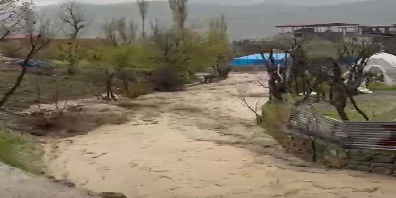 Şırnak'ta sel felaketinde silahla uyarı yapıldı