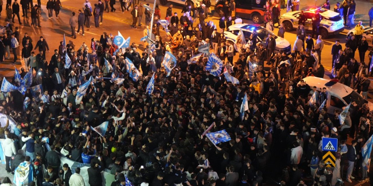 Erzurum’da Süper Lig coşkusu caddelere sığmadı