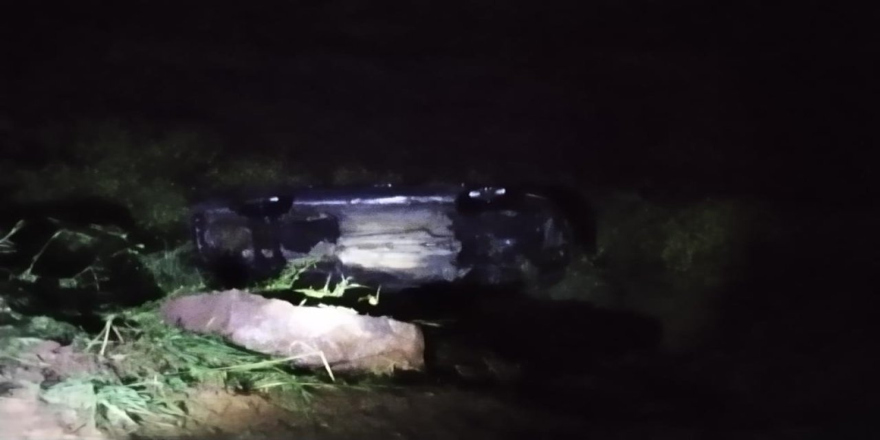 Şanlıurfa'da otomobil şarampole uçtu: 5 yaralı