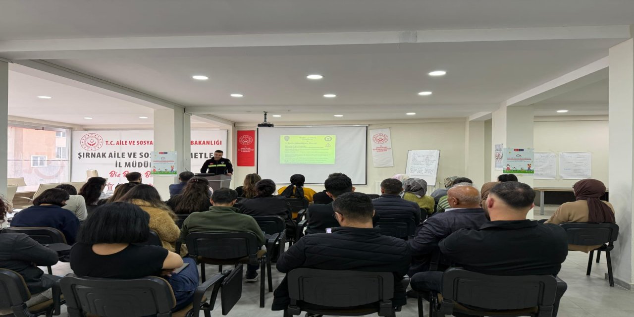 Şırnak’ta Aile ve Sosyal Hizmetler personeline trafik eğitimi verildi