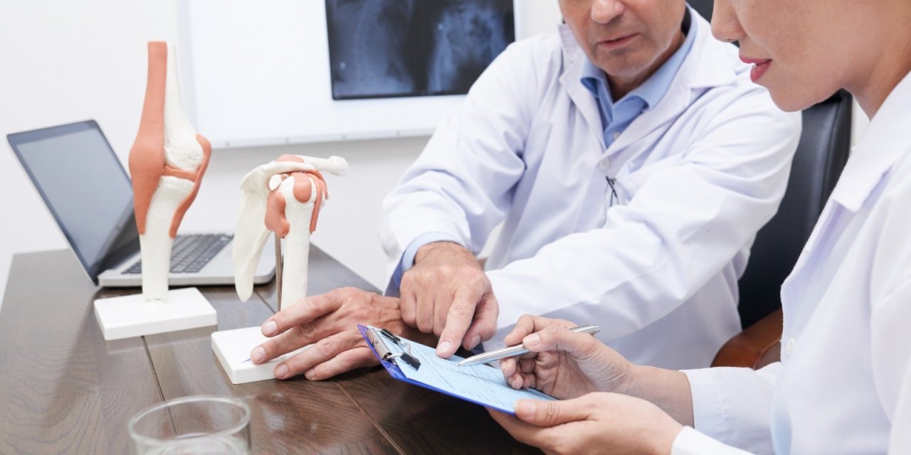 Diz protezi her zaman kalıcı mı?