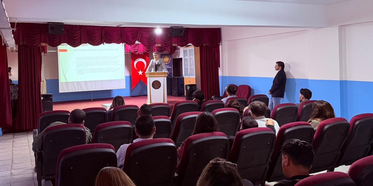 Silopi MYO’da Gümrük Müşavirliği Söyleşisi Düzenlendi