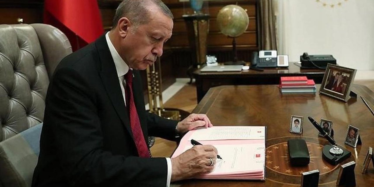 Gece yarısı Kararnamesi ile Ankara Valisi ve Emniyet Genel Müdürü değişti