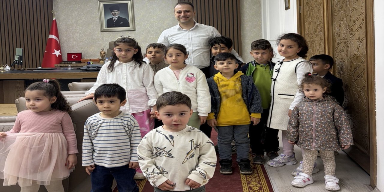 Kaymakam Ergün'den Genç Misafirlere Özel İlgi