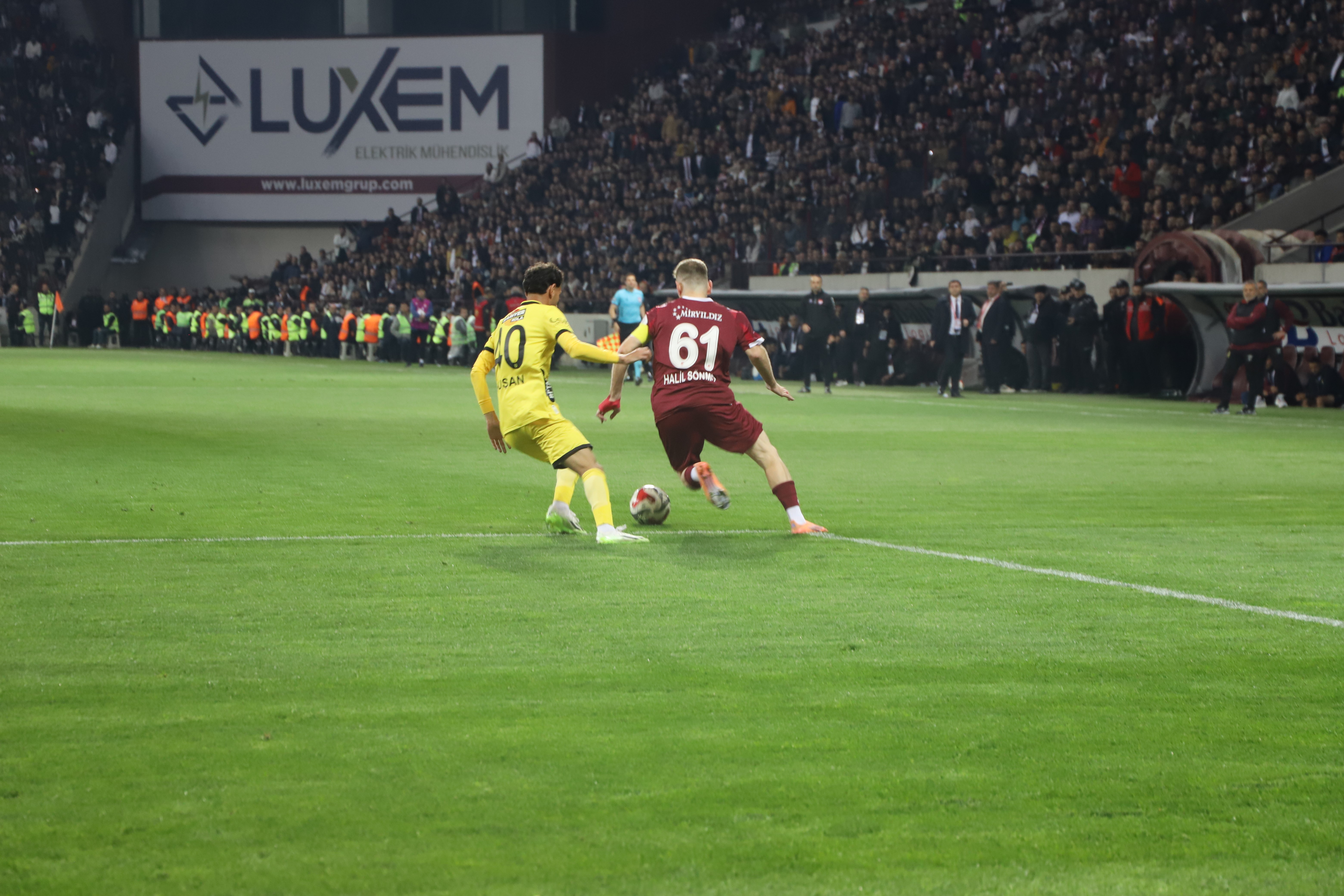 Adana 01 FK'yı yenen Elazığ Spor Finale yükseldi
