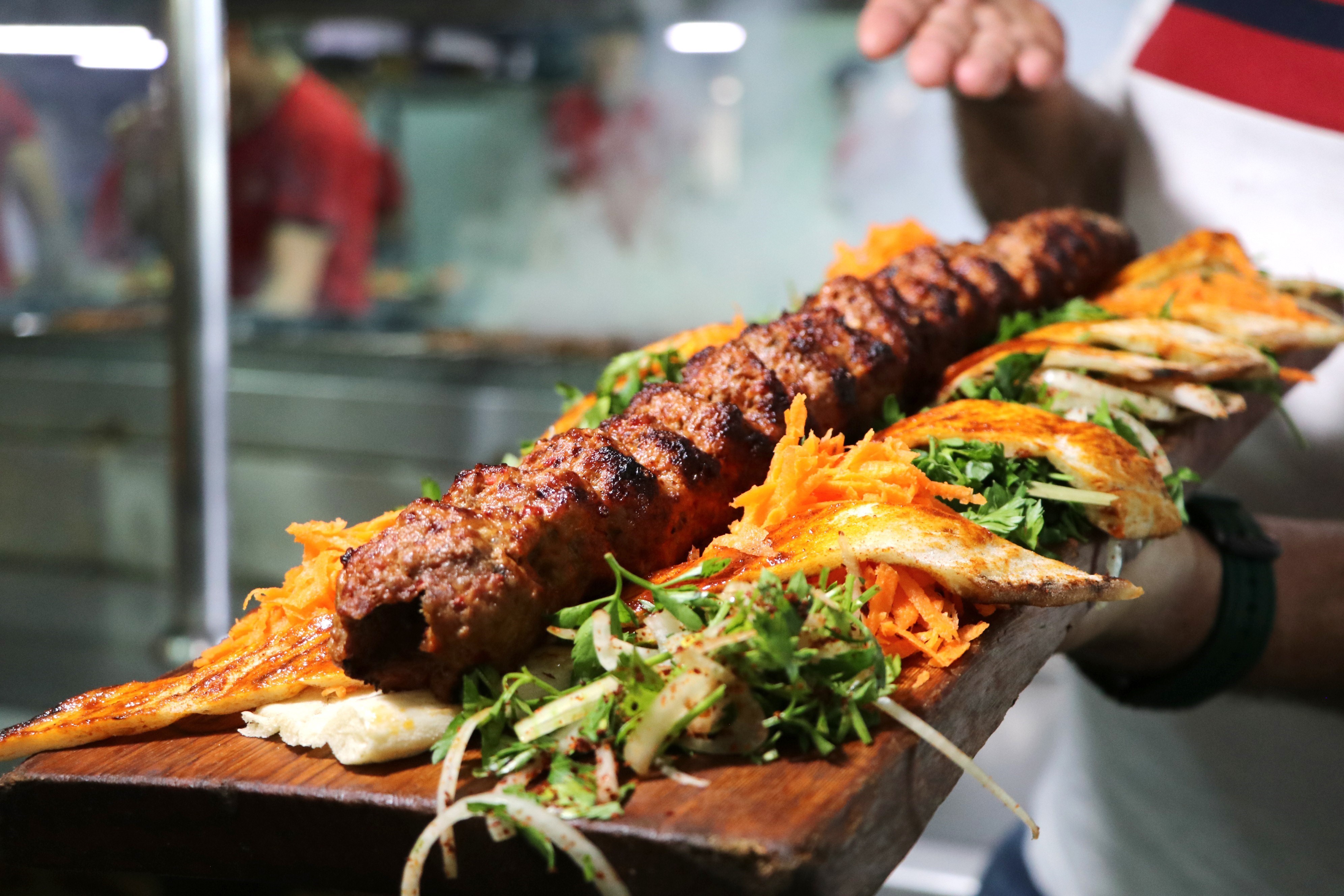 Adana kebabı ve salata ikilisi 'glutatyon' seviyesini artırıyor