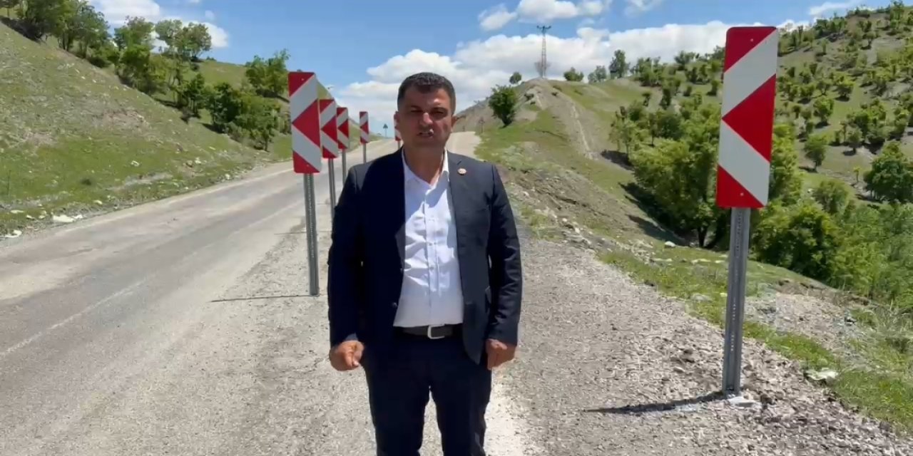 Uludere’de Çöken Yol ve Karanlık Tünel Tepki Çekti