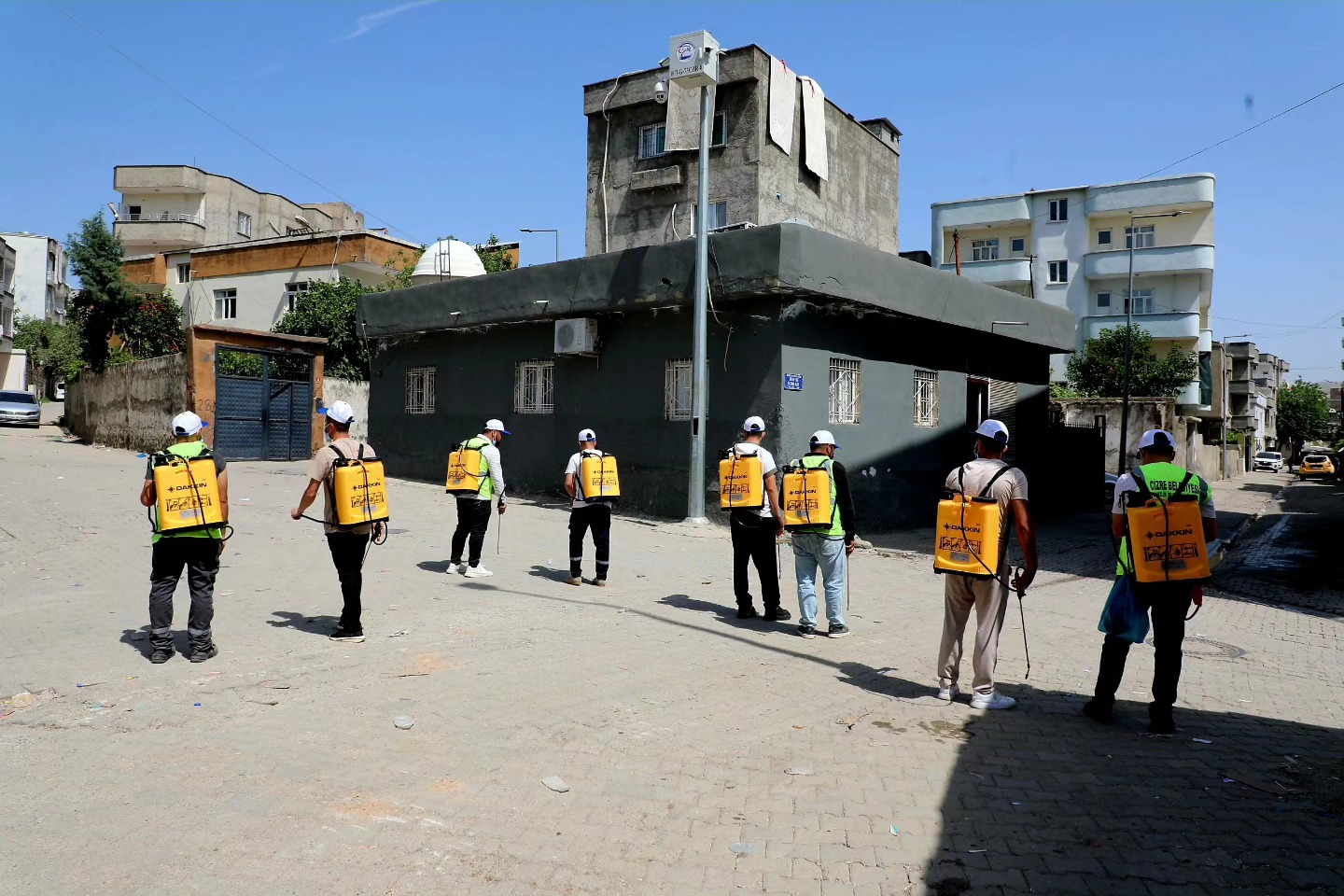 Cizre’de Haşereye Karşı Dev Kadro ile Mücadele çalışmaları