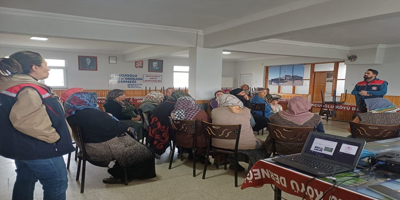 Kadın üreticilere kaz yetiştiriciliği eğitimi