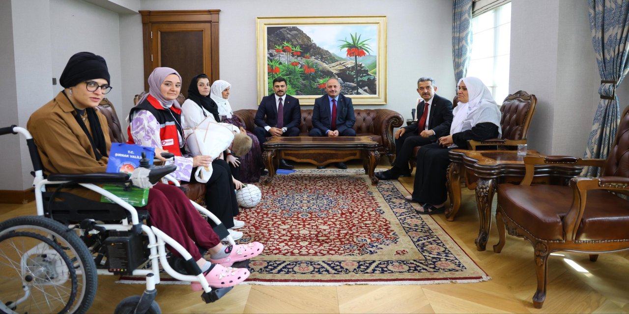Şırnak Valisi Ekici, Engelli Haftası’nda ailelerle buluştu