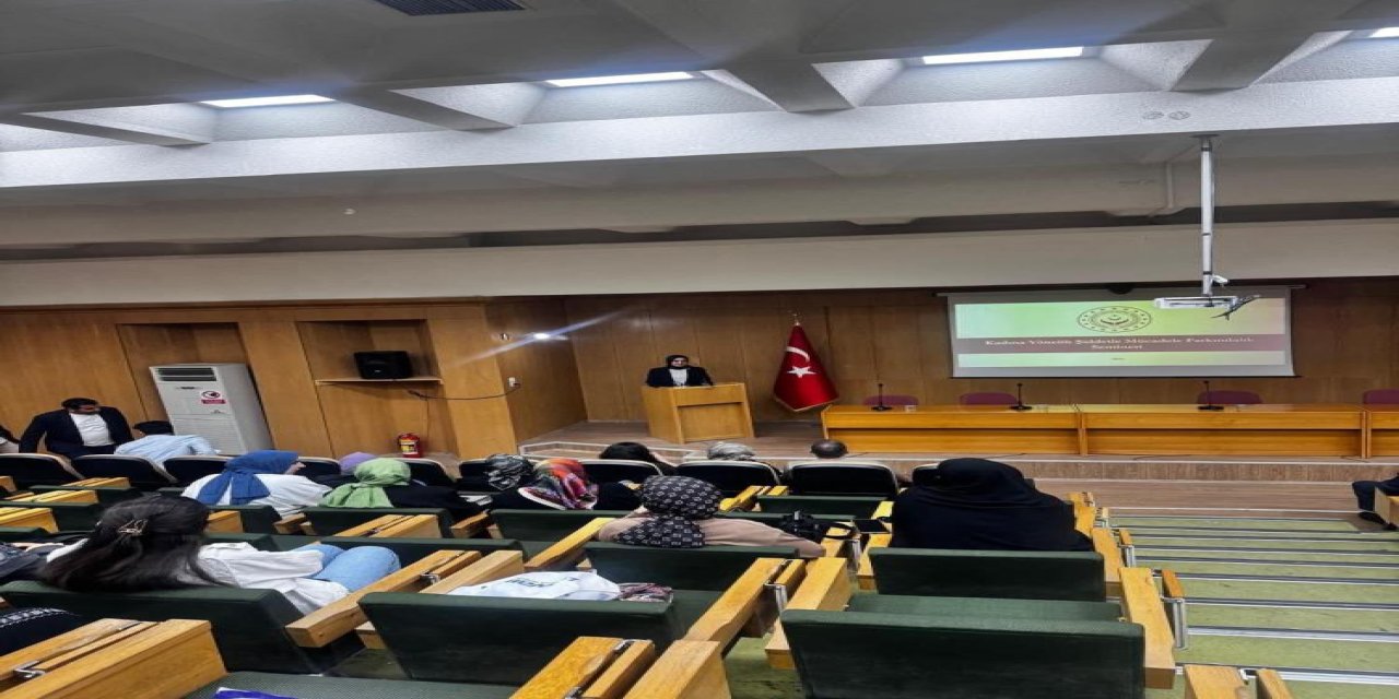 Üniversitesi öğrencilerine 'Kadına Yönelik Şiddetle Mücadele' eğitimi