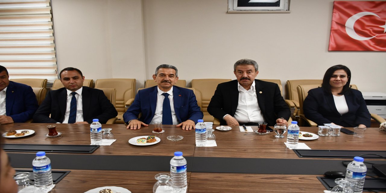 Vali Ekici ve Protokolden Habur Sınır Kapısı’na Ziyaret
