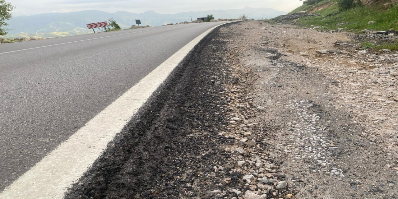 Şırnak-Balveren Yolunda 'Yarım Metrelik' Tehlike: "Banketler Bir An Önce Doldurulmalı"