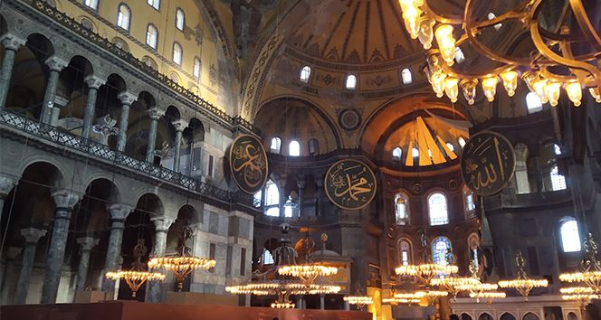 Ayasofya'da dev iskele 7 yıl sonra kaldırıldı
