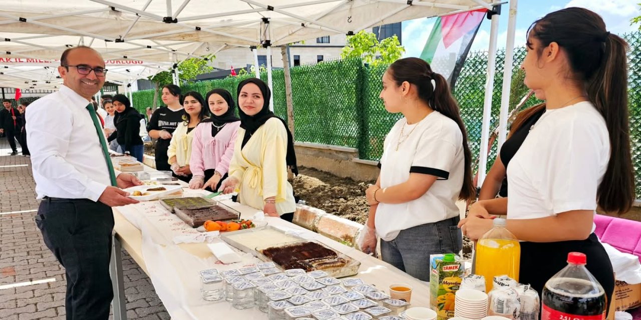 Şırnak’ta Okuldan Anlamlı Kermes: “Gazze’ye Nefes Ol”