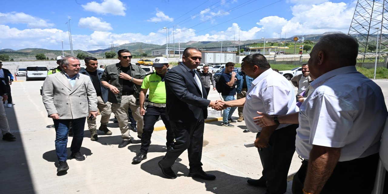 Şırnak Emniyet Müdürü Volkan Sazak’tan bayram denetimi: Terminalde güvenlik önlemleri yerinde incelendi