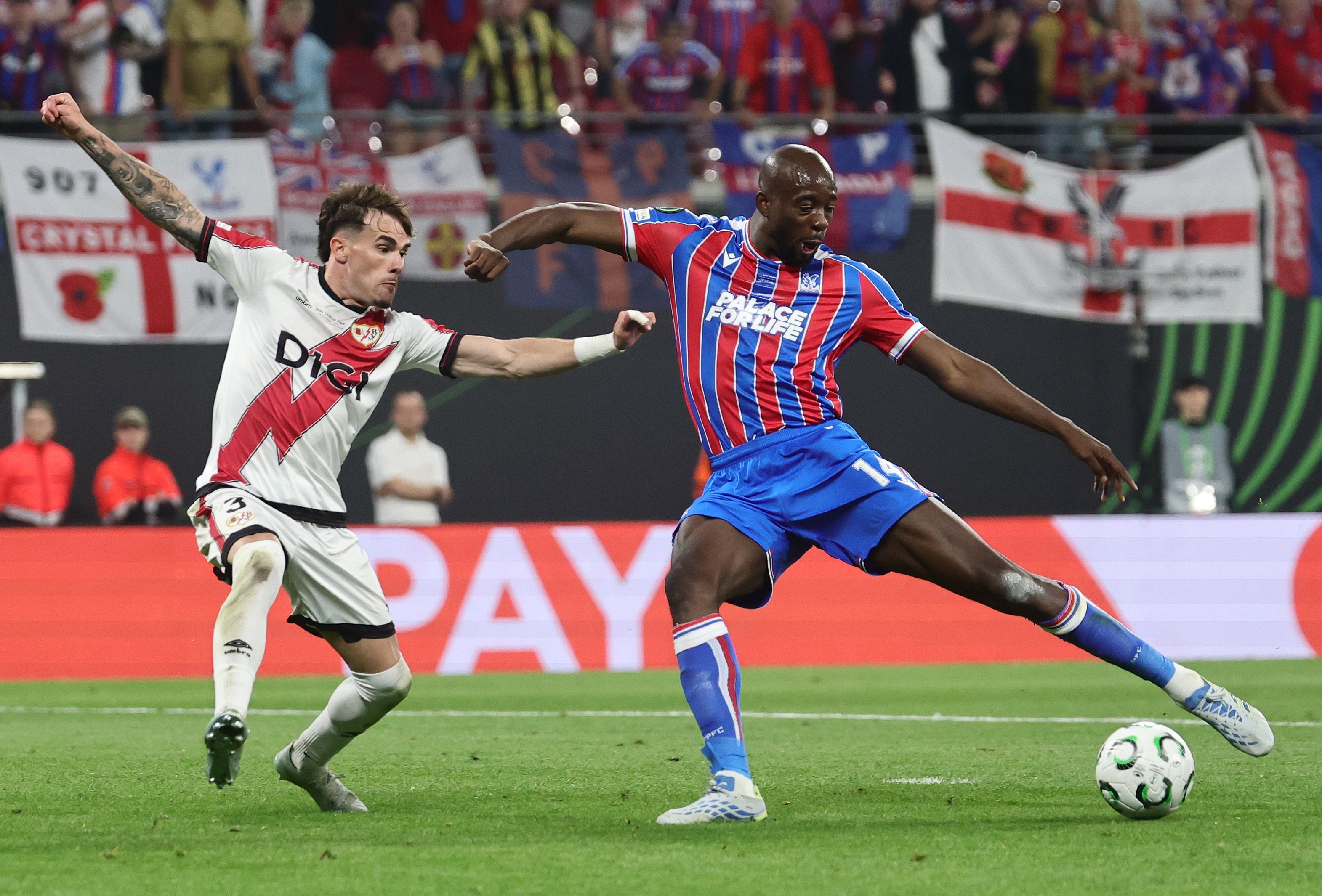 UEFA Konferans Ligi'nde şampiyon Crystal Palace
