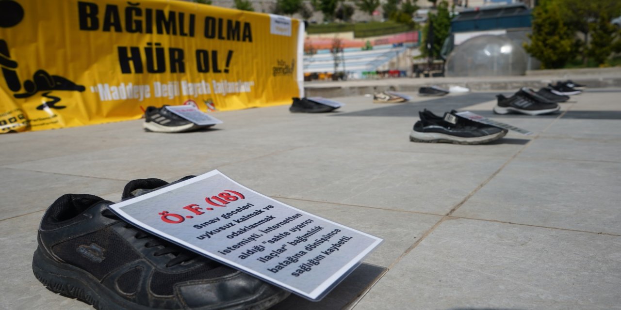 Şırnak’ta uyuşturucuya karşı dikkat çeken sergi: “Bağımlı olma, hür ol”