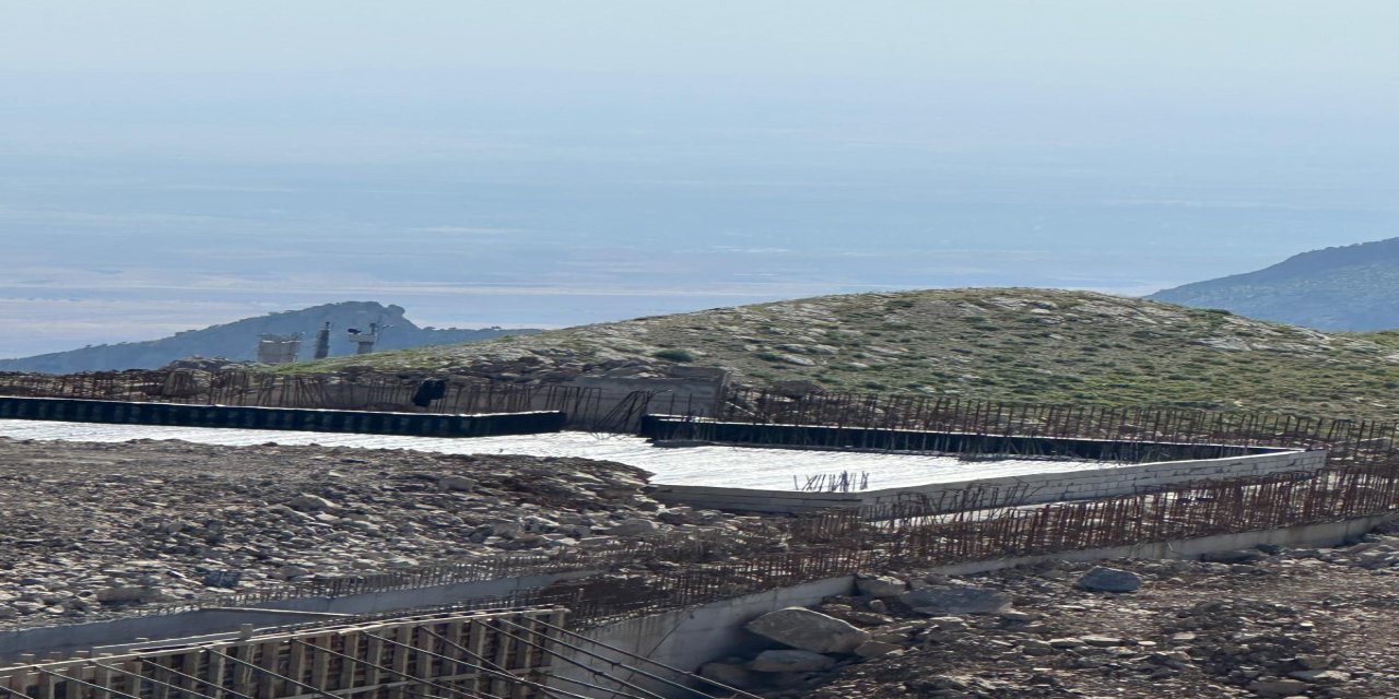 Kur’an’da Adı Geçen Cudi Dağı’ndaki Sefine Bölgesi Ziyaretçi Akınına Uğruyor