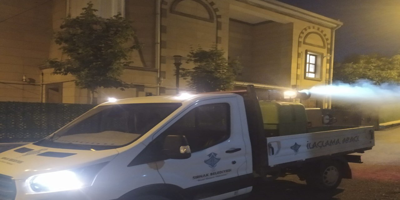 Şırnak Belediyesi Yaz Dönemi İlaçlama Çalışmalarını Sürdürüyor
