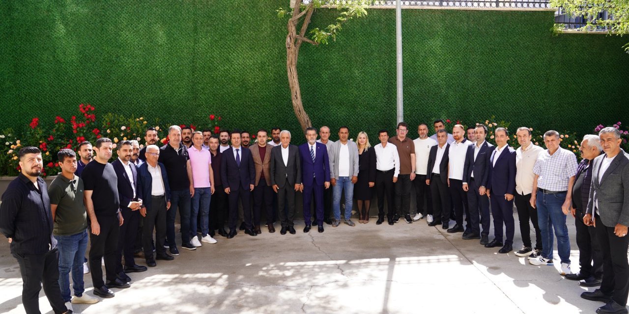Şırnak Belediyesi’nde Hac Dönüşü Buluşması