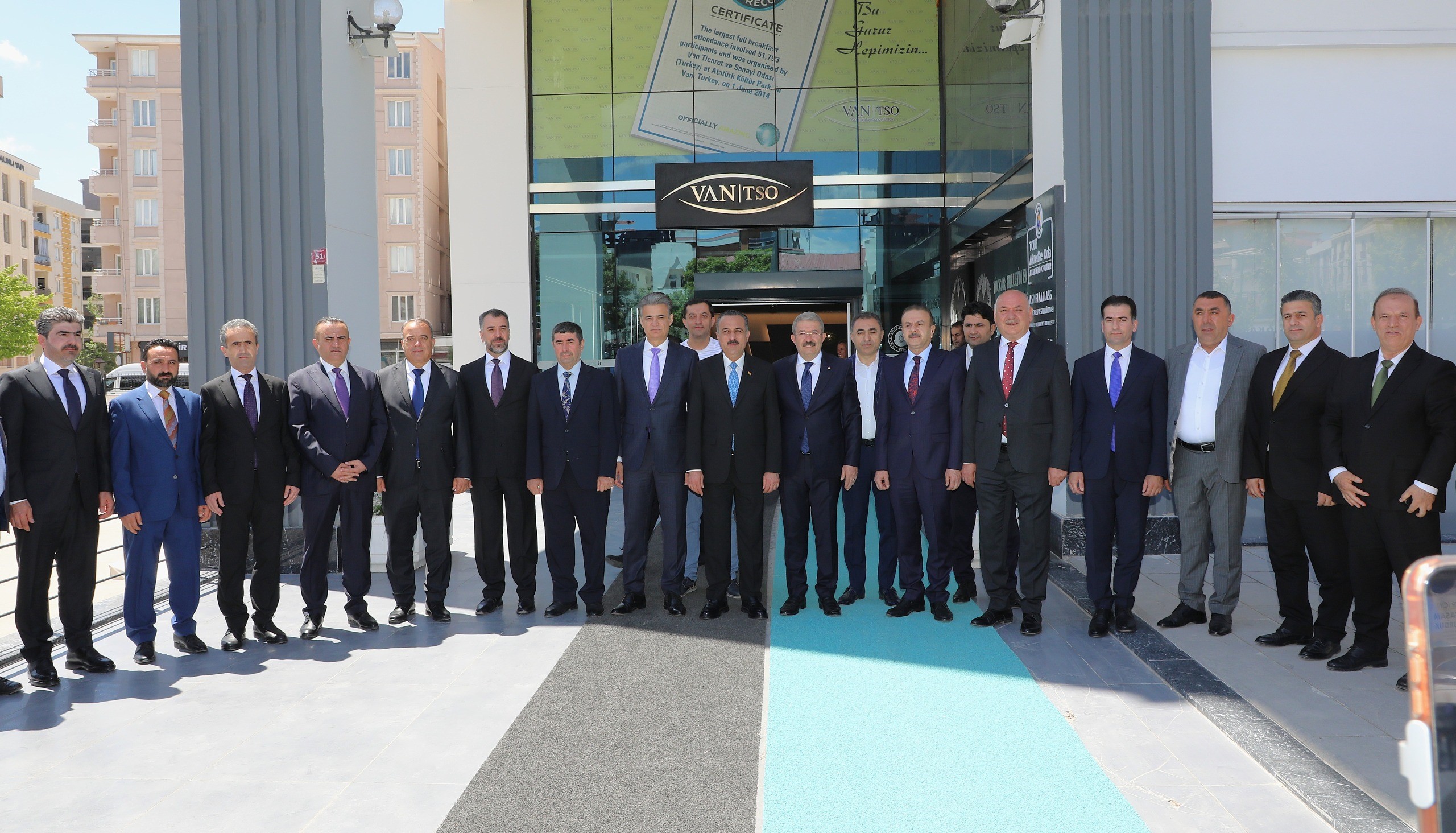 Irak Kürt Bölgesel Yönetimi Van'a Çıkarma Yaptı