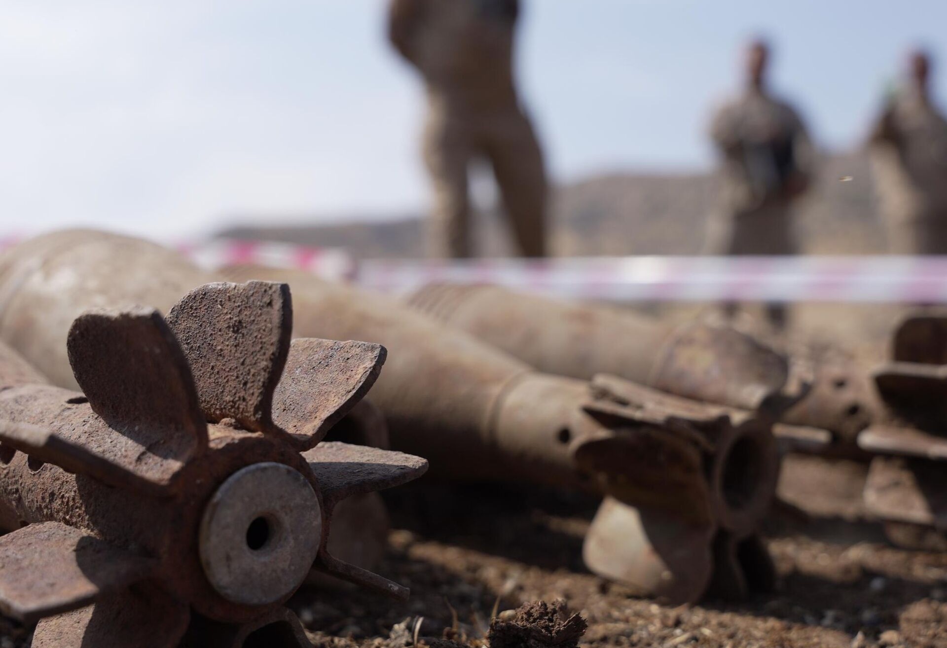 Irak'ta Şii milis İmam Ali Tugayları silahlarını hükümete teslim etti