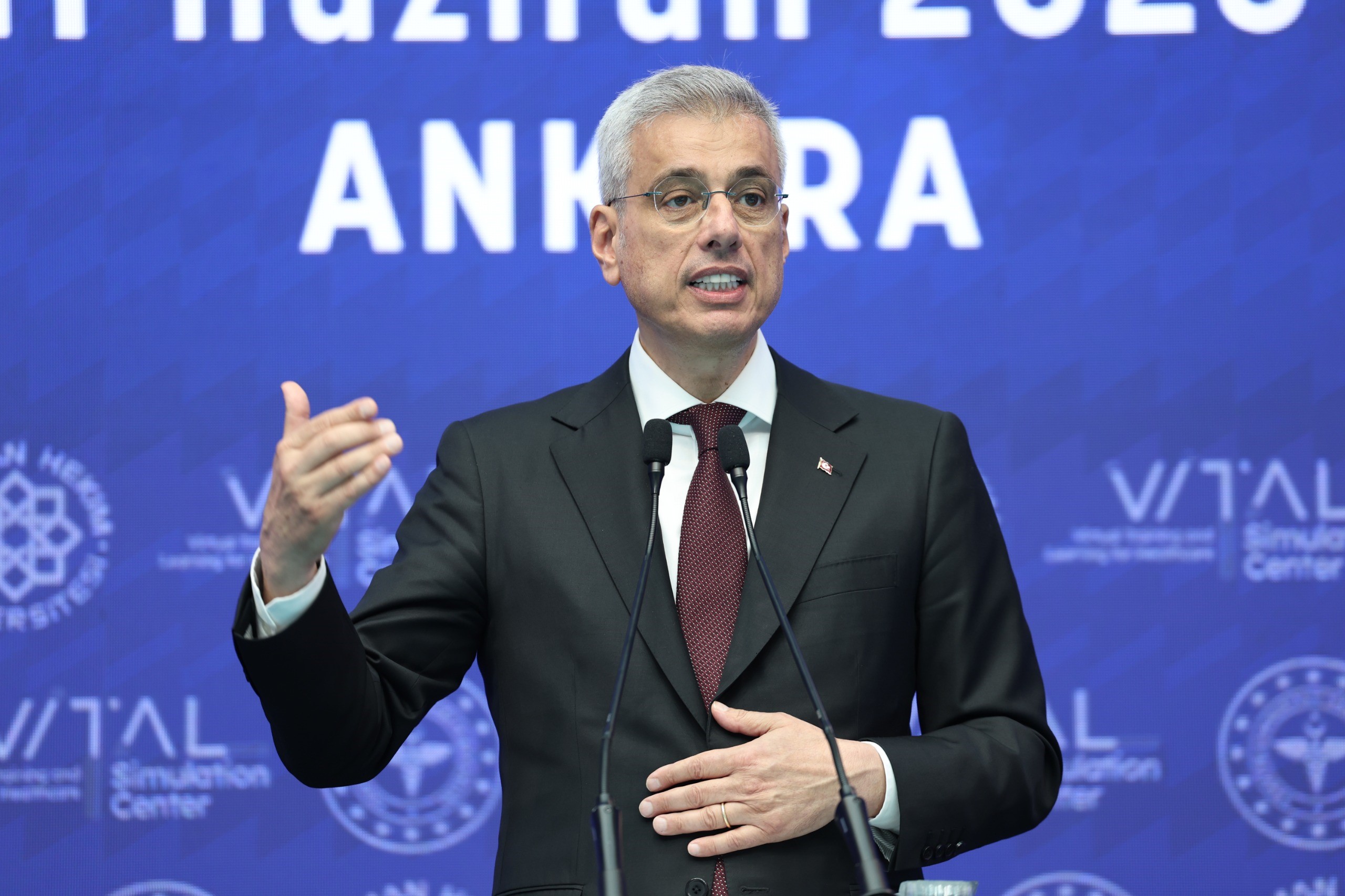 Bakan Memişoğlu: "Bilirseniz yönetirsiniz, bilirseniz ilerlersiniz, gelişirsiniz"