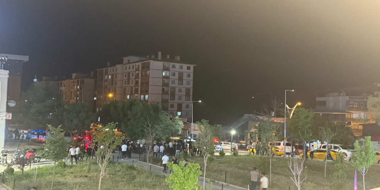 Şırnak'ta Gençler Arasında Kavga: Polis Müdahale Etti