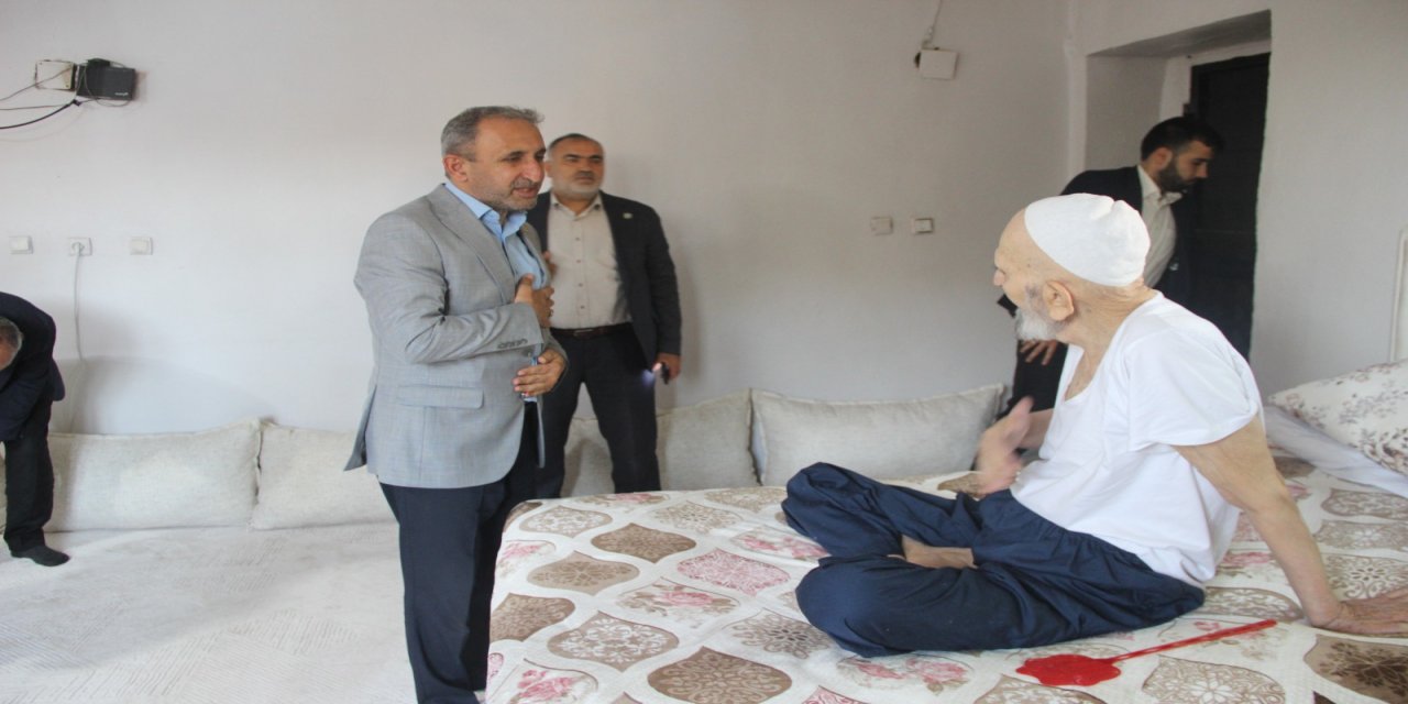 HÜDA PAR’lı Şehzade Demir Silopi’de Vatandaşlarla Buluştu