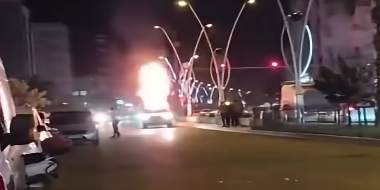 Silopi’de Haşere İlaçlama Aracı Seyir Halindeyken Alev Aldı