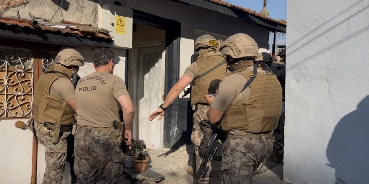 Özel harekat evi ablukaya aldı, yakalanınca "çalsaydınız açardım" dedi