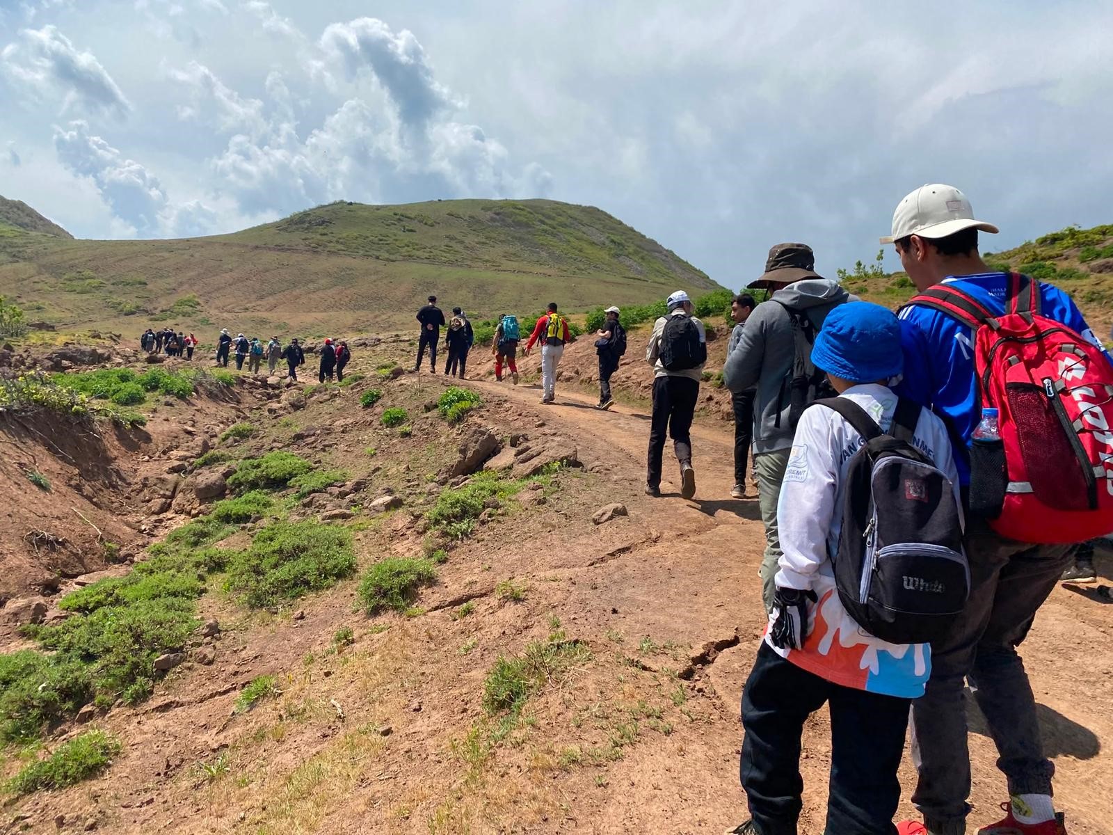 Bitlis'te Van Gölü için farkındalık yürüyüşü