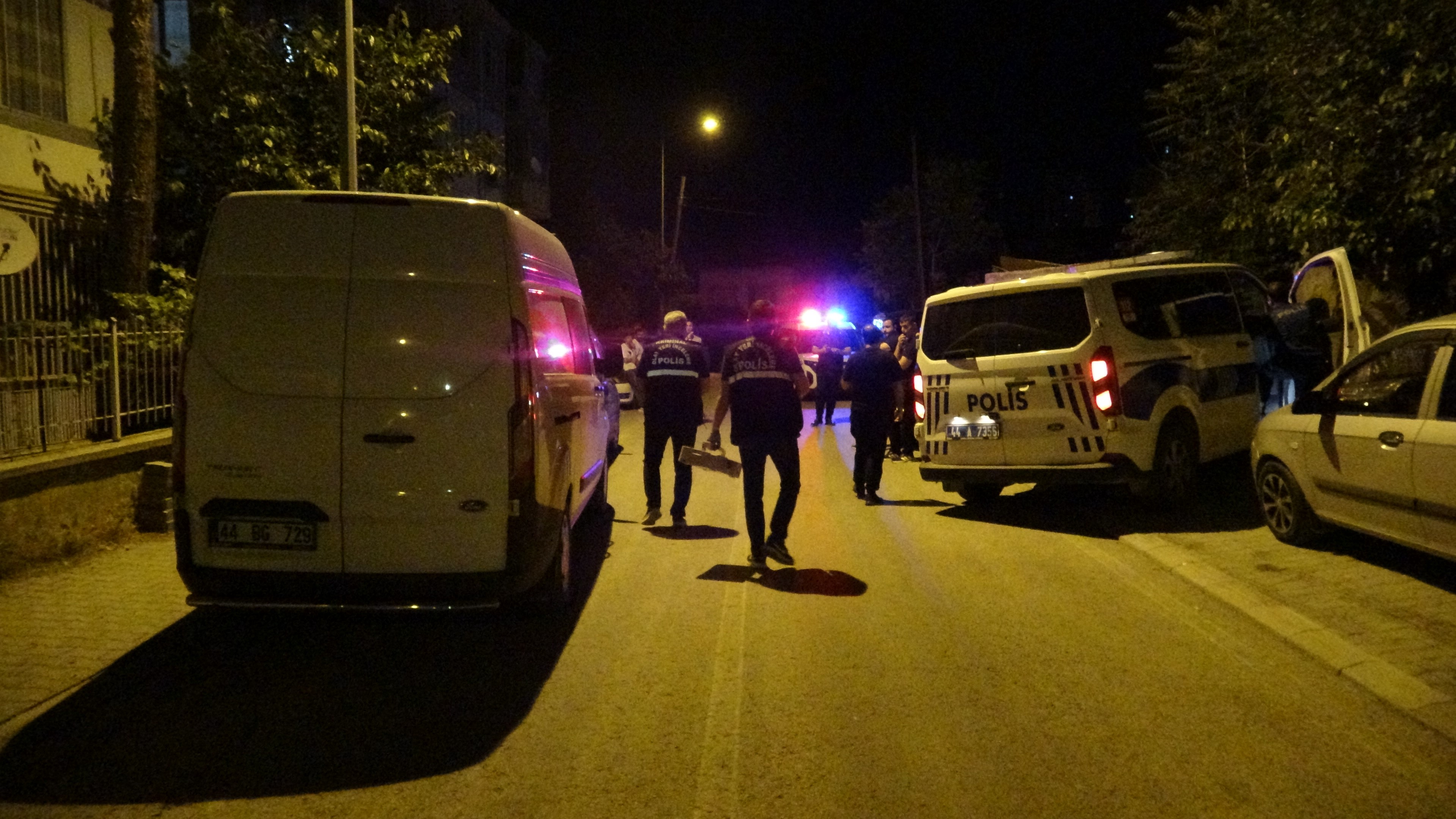 57 yaşındaki adam arkadaşının evinde ölü bulundu