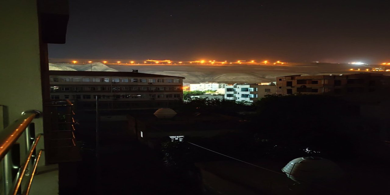 Cizre’de Kavurucu Sıcaklarda Elektrikler Kesildi, Vatandaş İsyan Etti