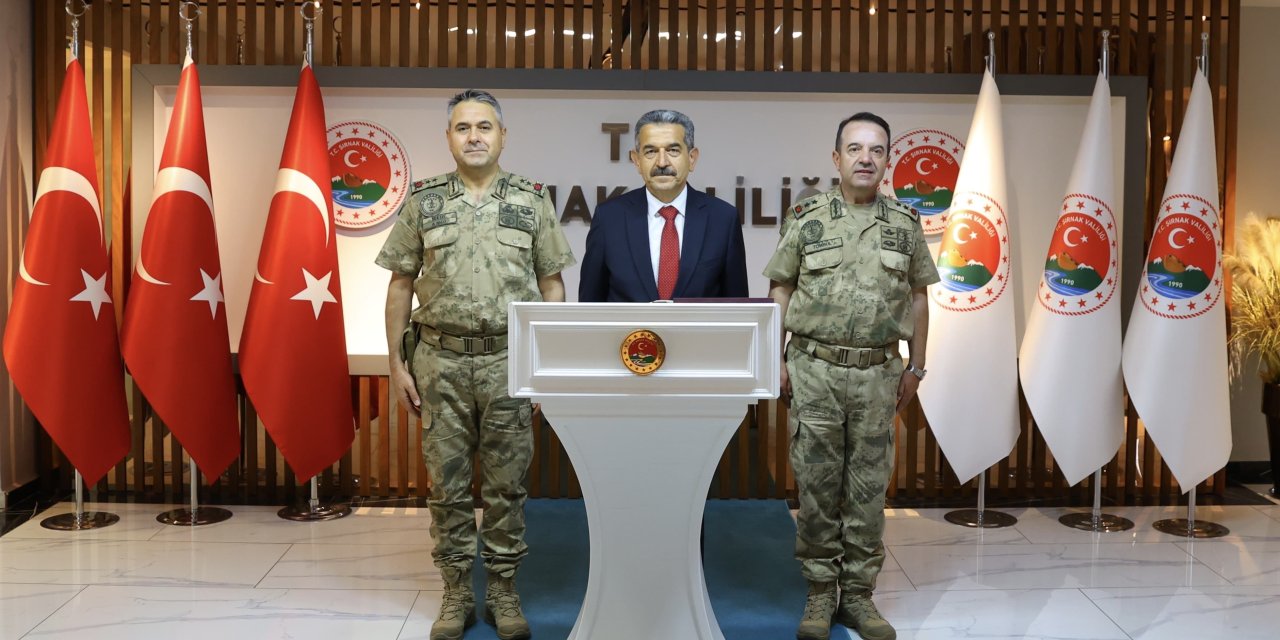 Şırnak'ın Eski İl Jandarma Komutanı Murat Bulut'tan Vali Ekici'ye Ziyaret