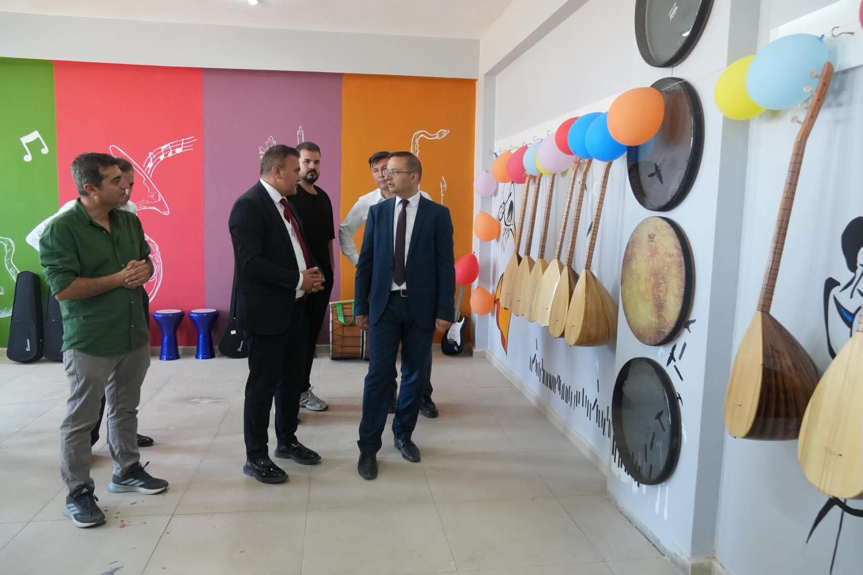 Cizre Güzel Sanatlar Lisesinde Müzik Atölyesi Kapılarını Açtı