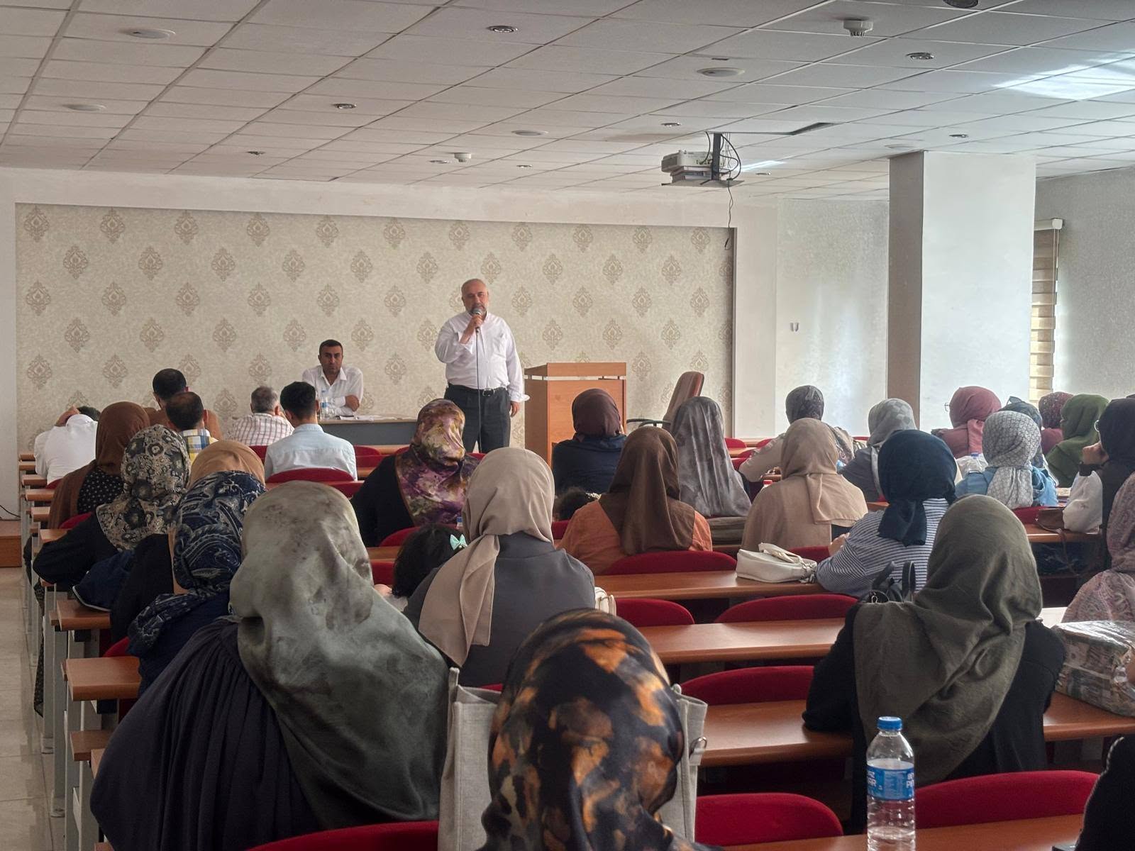 Cizre’de Din Görevlilerine "Yaz Kur’an Kursu" Öncesi Kapsamlı Eğitim