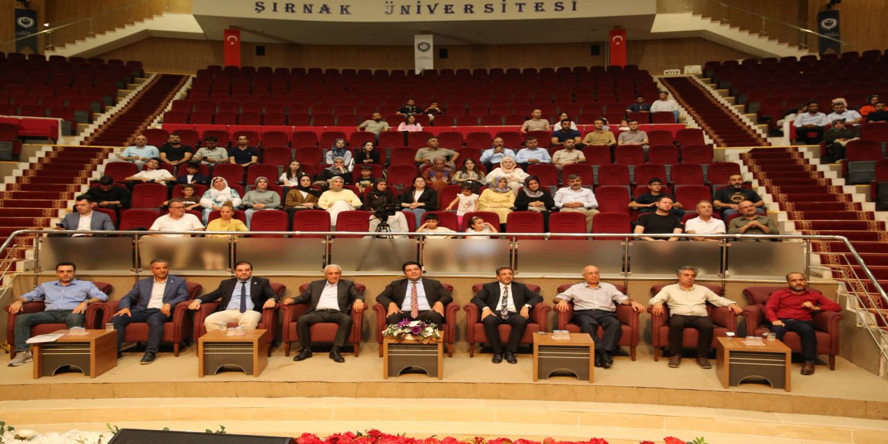 Şırnak Üniversitesi’nde Mezunlar ve Personel Aynı Çatıda Buluştu