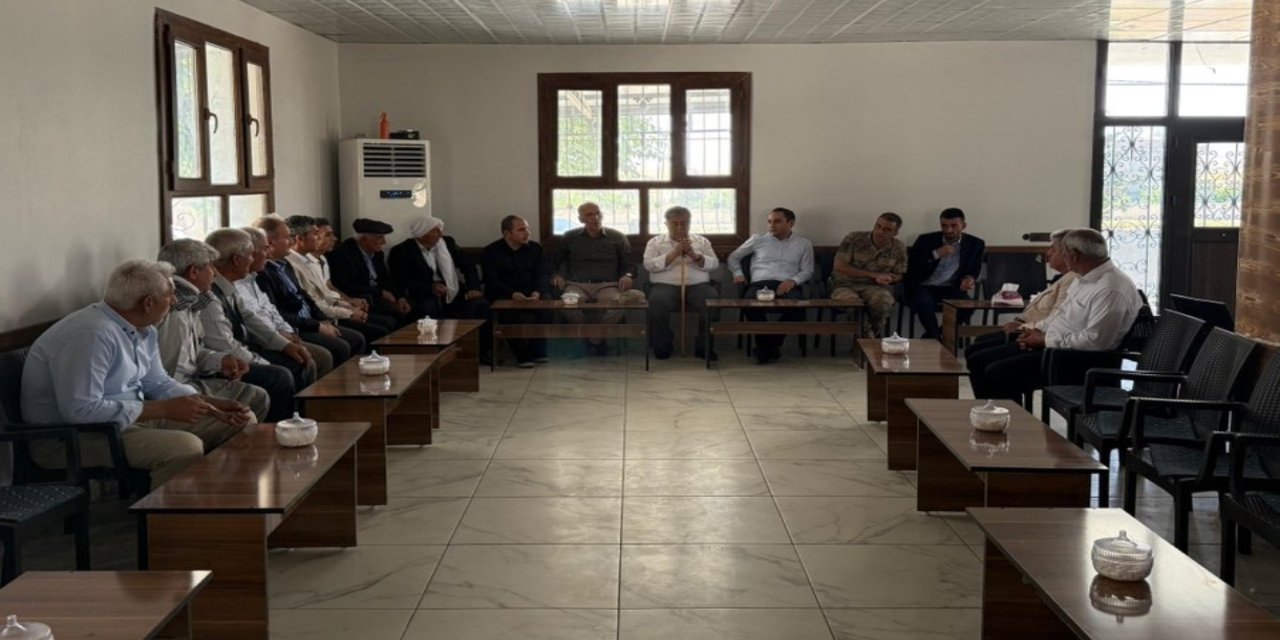 Şırnak'ta köylülerin taleplerini Kaymakam Partal yerinde dinledi