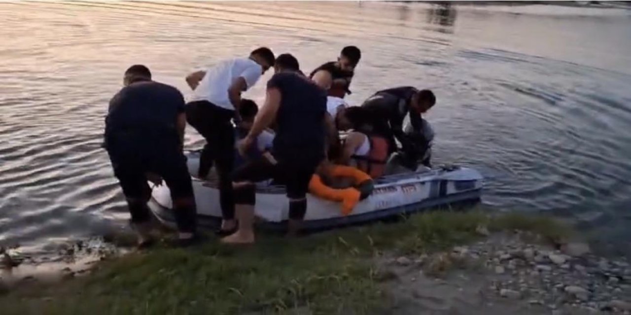 Batman’da adacıkta mahsur kalan 5 kişiyi itfaiye kurtardı