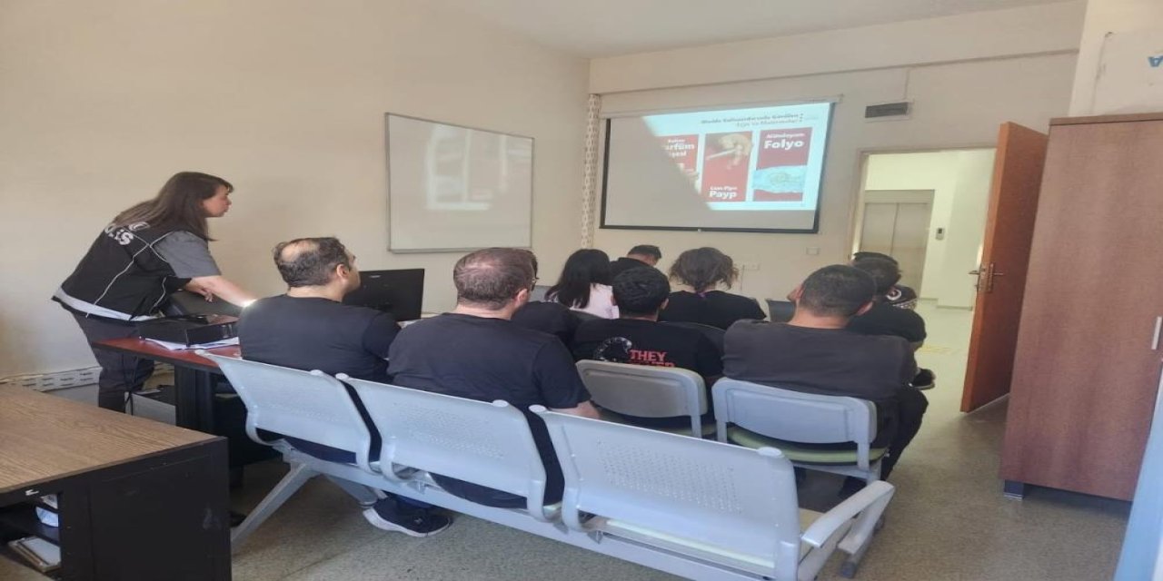 Kemaliye'de uyuşturucuyla mücadele kapsamında bilgilendirme çalışması yapıldı