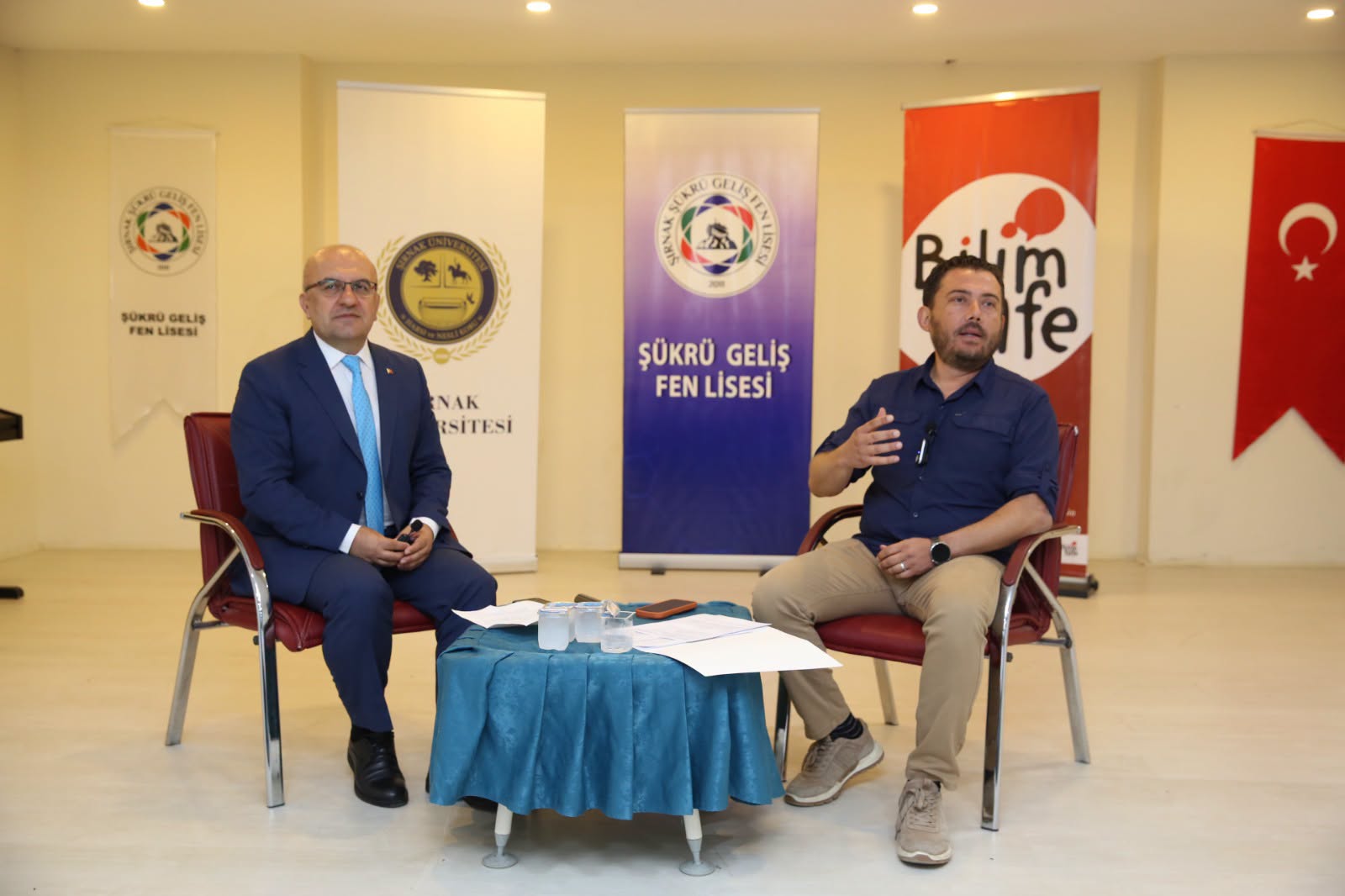 Şırnak'ta Geleceğin Meslekleri ve Yapay Zekâ Şırnak’ta Masaya Yatırıldı