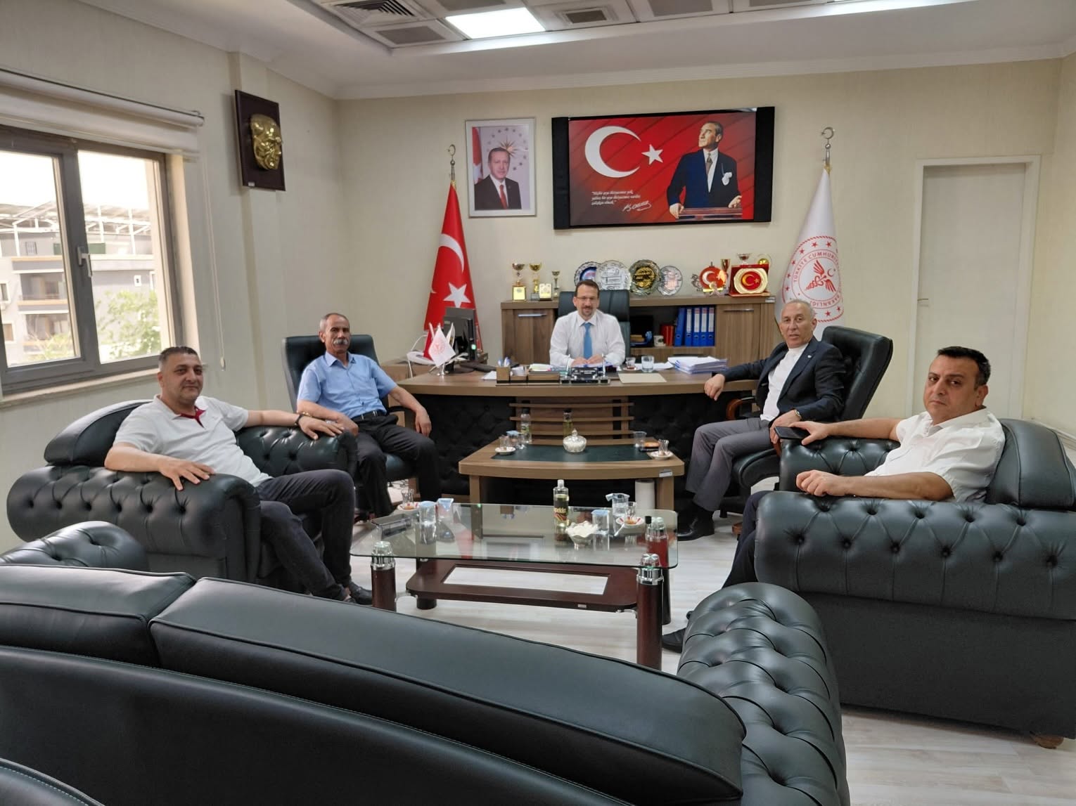 Cizre Kuyumcular Derneği'nden Başhekim Dr. Halit Sapan’a Ziyaret