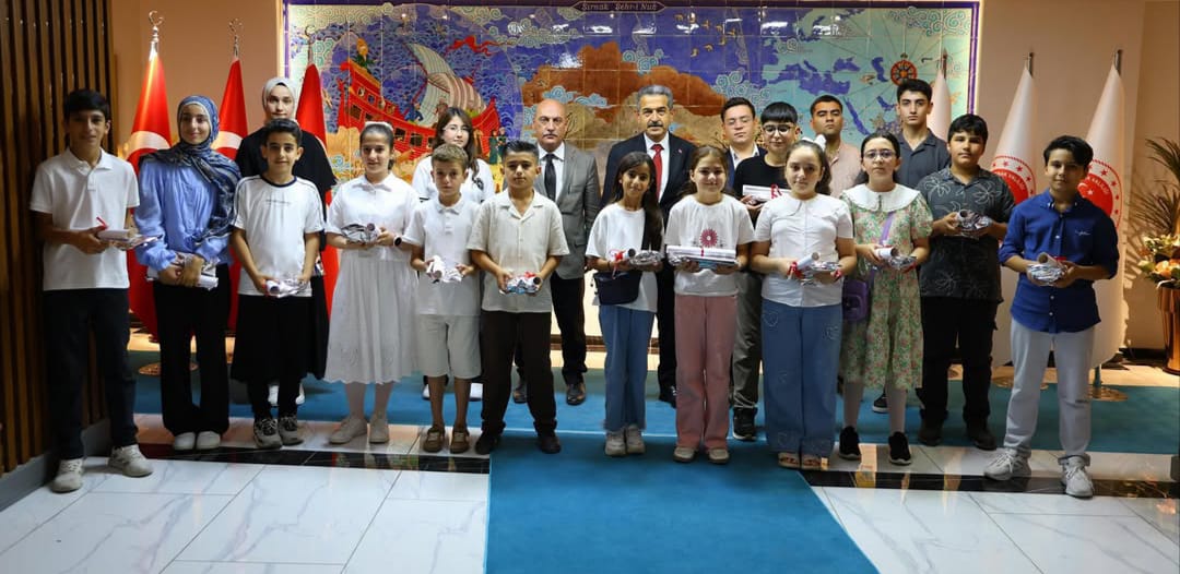 Cizre’nin Eğitimdeki Başarısı Ödüllerle Taçlandırıldı