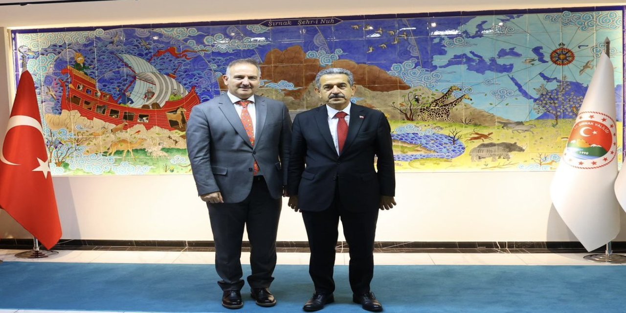 Harran Üniversitesi Rektörü Güllüoğlu'ndan Vali Birol Ekici'ye Ziyaret