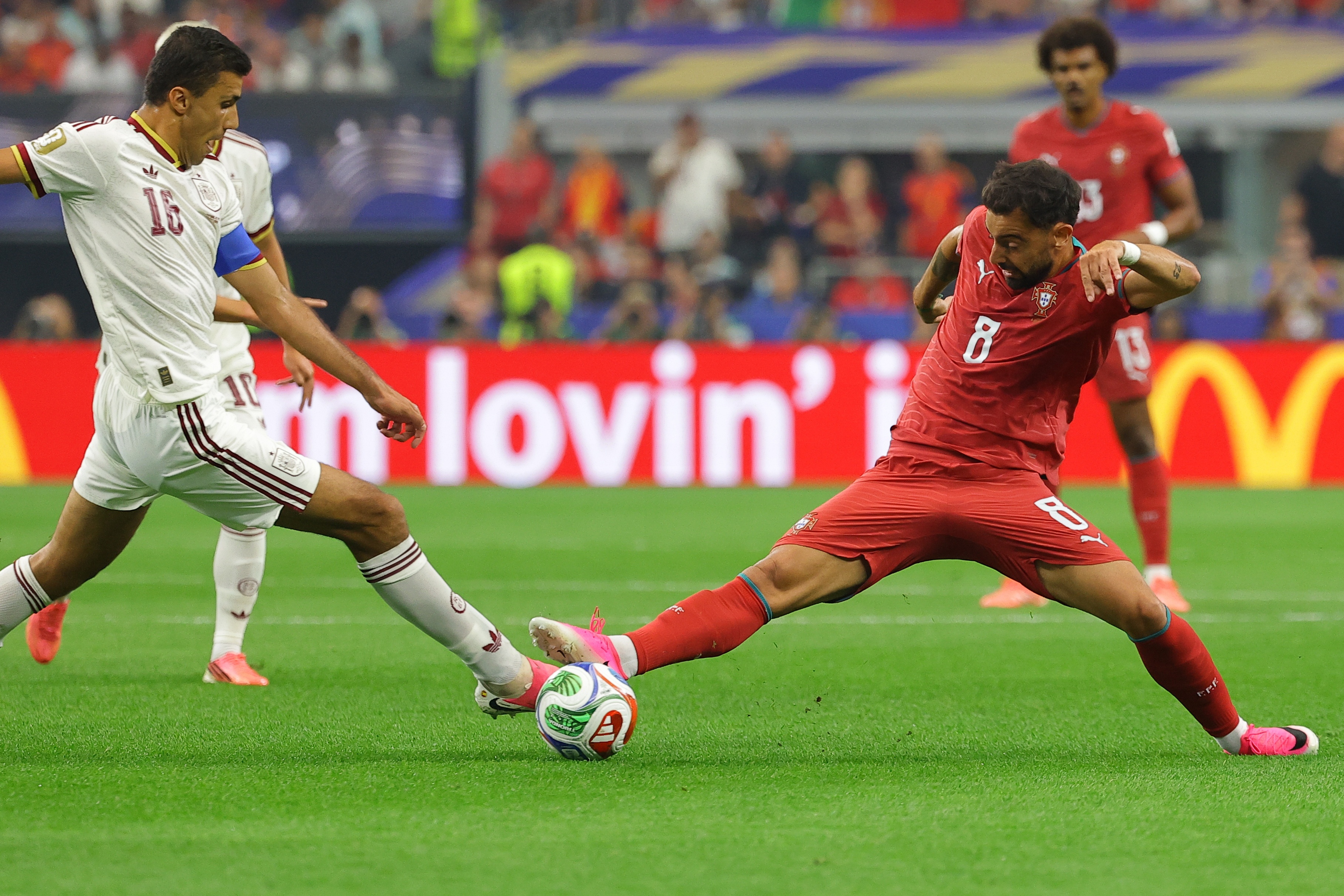 Ronaldo'lu Portekiz'i yenen İspanya çeyrek finale yükseldi